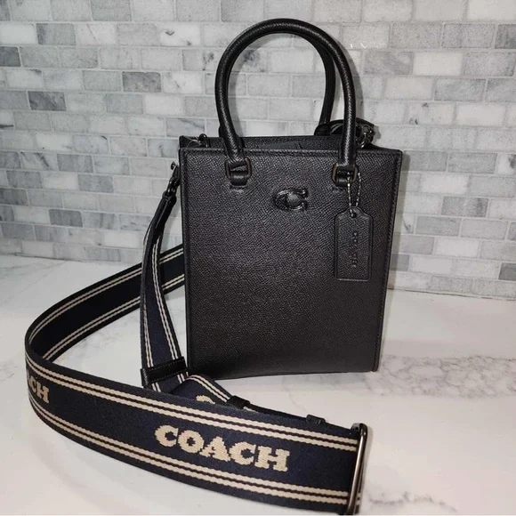 NEW! COACH Unisex Tote 16 In Crossgrain Leather Shoulder Bag Crossbody Black - Picture 9 of 16